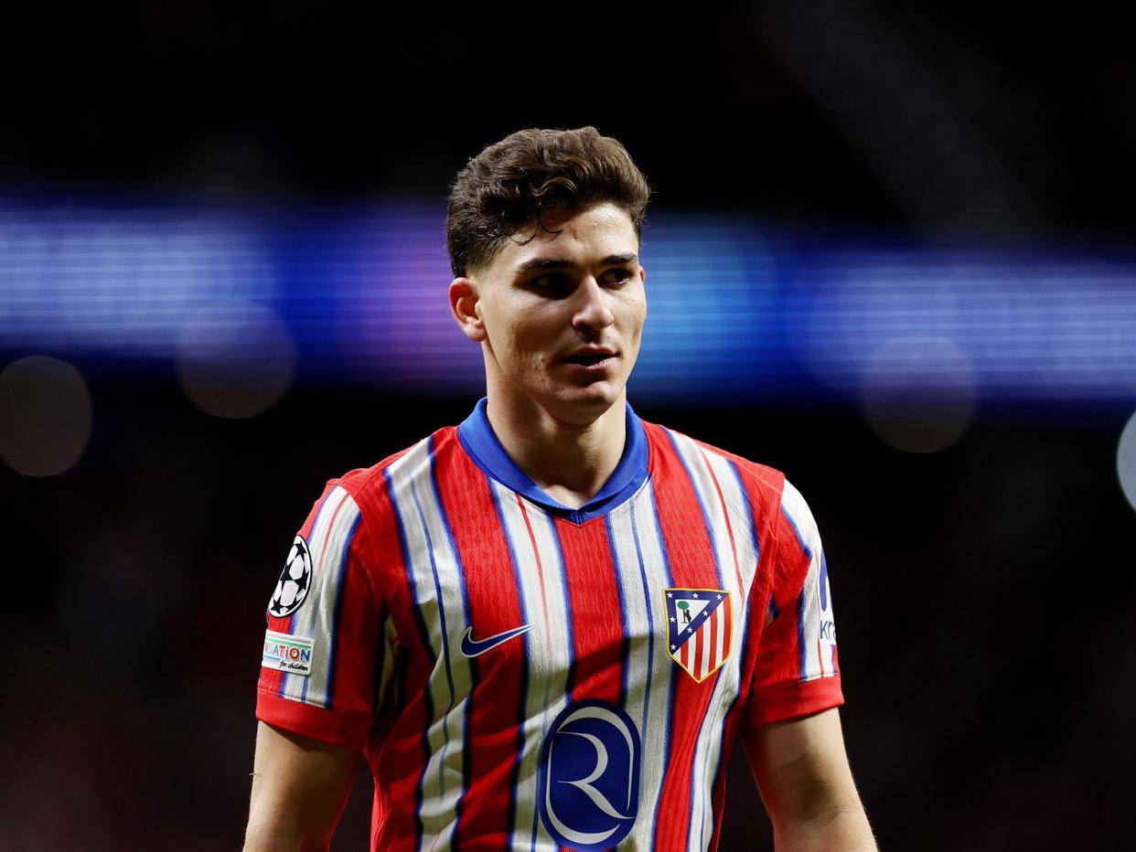 利物浦登顶，巴萨紧随其后，拜仁力压皇马