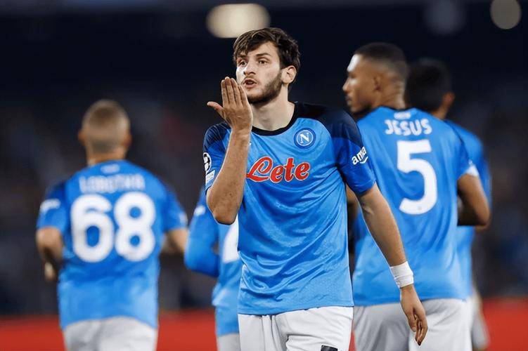 意甲保级大战：莱切主场捍卫尊严，科莫客场能否逆袭？